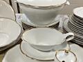 Продам столовый сервиз, белый на 6 персон. ГДР.