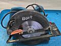 Продам циркулярную пилу bort BHK-185