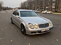 Mercedes E320