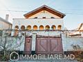 Casă cu 2 niveluri, or. Codru Vă propunem spre vânzare casă cu 2 ...