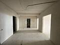 Vă propunem spre vânzare apartament cu două odăi și living bloc nou, .