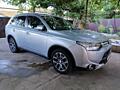 Mitsubishi Outlander 2015, дизель