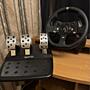 Продаю игровой руль с педалями Logitech G920 — состояние как новое