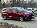Toyota Sienna, 2023 год, идеальное состояние