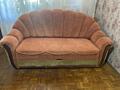 Продам софу с шестью подушками и креслом и вторая софа в три сложения