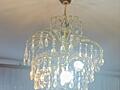 Продам люстру