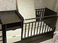 Продам кроватку с маятником (+ комод с пеленальным столиком)