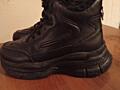 Продам женские ботинки