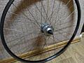 Продам переднее колесо на 28 с динамо-втулкой