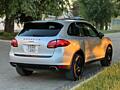 Продаю Porsche Cayenne