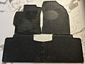 Продам комплект новых полиуретановых ковриков в салон и багажник 