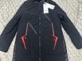 Продам новую зимнюю куртку (размер S)