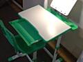 Продам одноместный комплект школьной мебели (парта и стул)