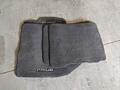 Продам коврики салона Prius 30