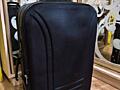 Чемодан среднего размера 450р