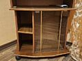 Продам тумбу под телевизор