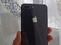 Продам Айфон 8+
