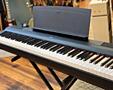 Yamaha P-125 Piano. Полноразмерная клавиатура - 88 клавиш.