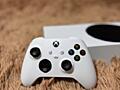 Продаю свою Xbox Series S (512 ГБ SSD)