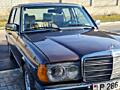Mercedes W123