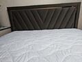 Продается шикарная, королевская большая кровать с матрацем.