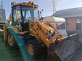 Трактор JCB