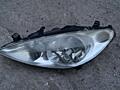 Фара Peugeot 307