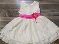 Продам нарядные платья на девочку