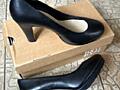 Продам итальянские туфли Bata