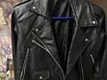 Продам кожаную куртку на весну