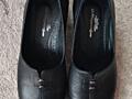 Продам туфли, шлепки б/у 37 размер, Босоножки новые 36 размер