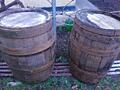 Продам дубовые бочки 4 штуки на 100 литров и 200 литров.