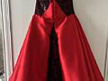Платье красное