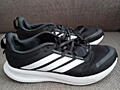 Adidass 43.5 Pret: 460 Lei md