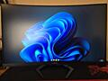 Продам изогнутый монитор 27 дюймов Full-HD 165Hz тип матрицы: VA