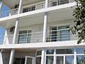 Элитный коттедж с крытым бассейном в Крыжановке у моря