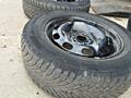 Зимняя резина, диски, колпаки б/у