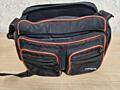 Продается сумка для фотоаппаратов, видеокамер есть в карманчики, все молнии