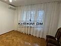 3 комн, вул. Зоологічна, 6в., поверх 1.Будинок панельний, побудований 