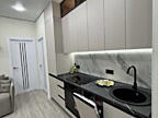 Продам квартиру 42 кв. м., 9/24, новый дом, жк 68-я Жемчужина.