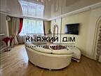 Пропонується простора 3-кімнатна квартира (130 м#178;, кухня-вітальня 