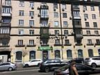 Пропонується до продажу роздільна 2-х кімнатна квартира в центрі ...