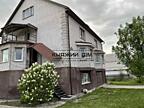 Пропонується до продажу 3-х поверховий будинок в смт Погреби ...