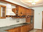 Пропонується в оренду, велика 3-х кімнатна квартира по вул. ...