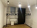 Пропонується в оренду приміщення на цокольному поверсі 25 кв. м, за ..