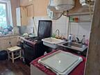 Продам комнату в коммуне на Варненской!