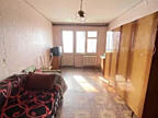 Продам квартиру 44.5 кв. м., 5/5, Небесной сотни пр. /13-ый трамвай.