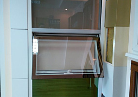 Usi, ferestre din PVC si ALUMINIU. FASADE.